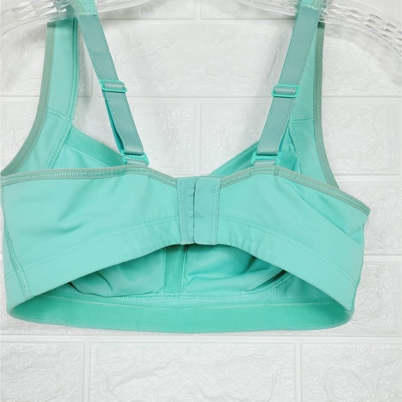 Lululemon Ta Ta Tamer Bra | Opal | 34D - Picture 10 of 11